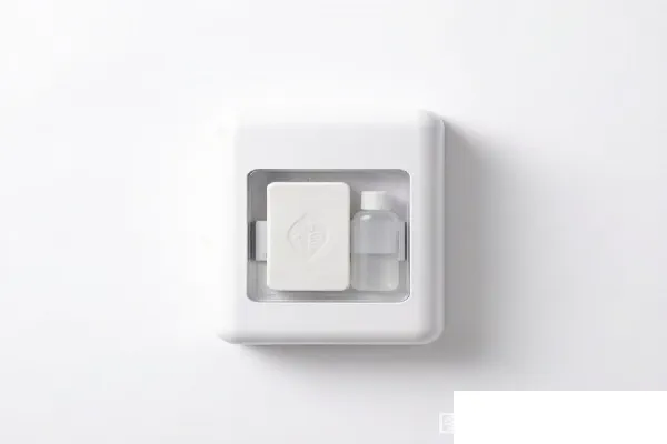 Magnetic Refillable Hotel Dispenser